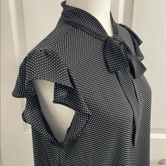 Counterparts Black & White Mini Polka Dot Blouse Tie Neck Flutter Sleeves Size S - Picture 5 of 10